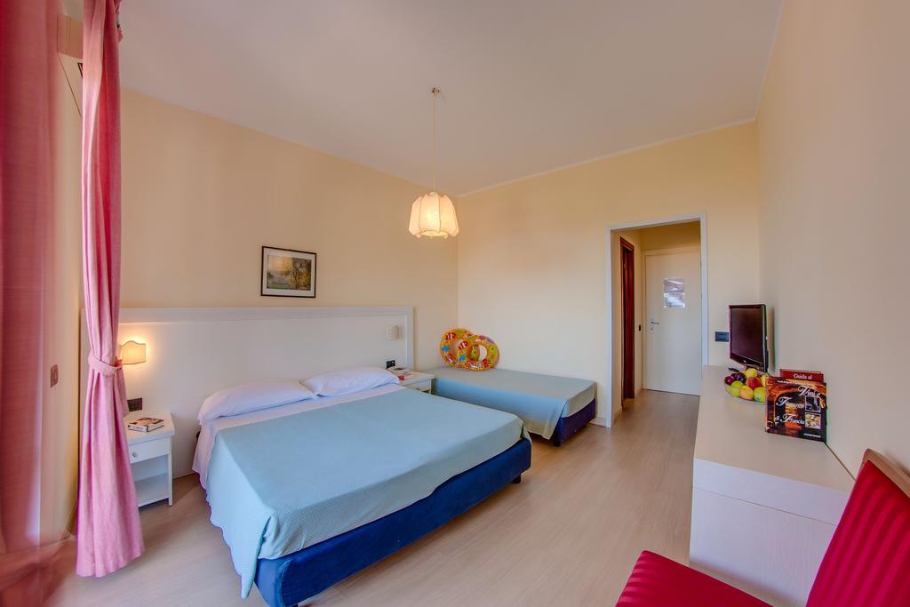 Hotel Del Golfo - Dependance Procchio  Bagian luar foto